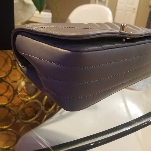 Chanel Chevron Crossbody Small - Picture 6 of 10